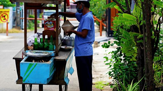 Cara Menaikkan Omset Usaha Makanan Kecil dengan Sistem 30 Hari