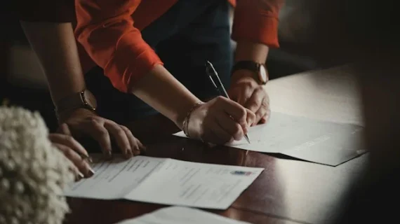 Mengapa Legalitas dan Perizinan Penting untuk Bisnis Rumahan Anda?